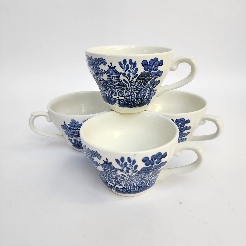 Churchill England Blue Willow Tea Cups Set of 4 Blue White Ironstone Vintage